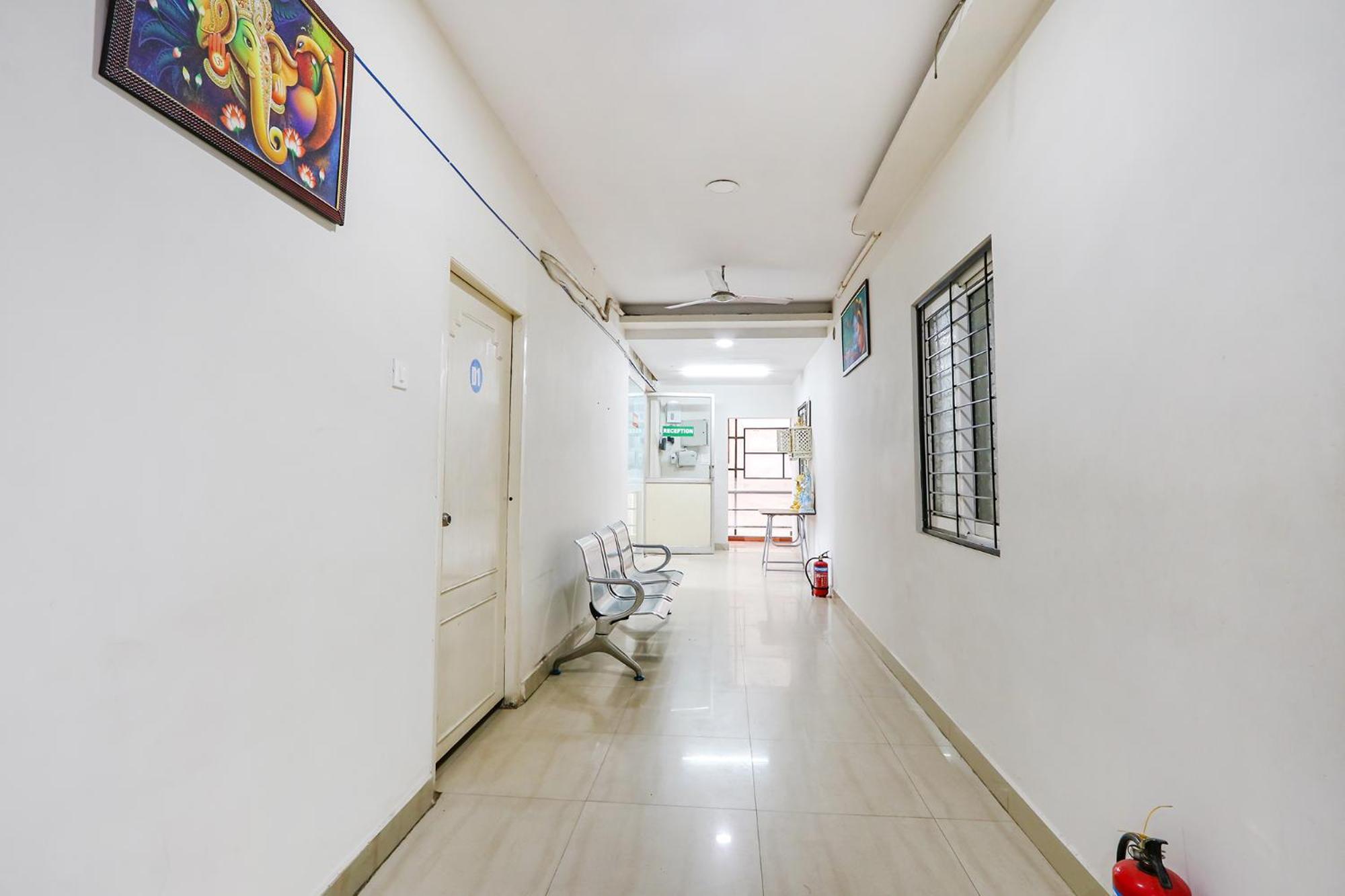 Fabexpress Korner Inn - Sivaji Park Visakhapatnam Zewnętrze zdjęcie