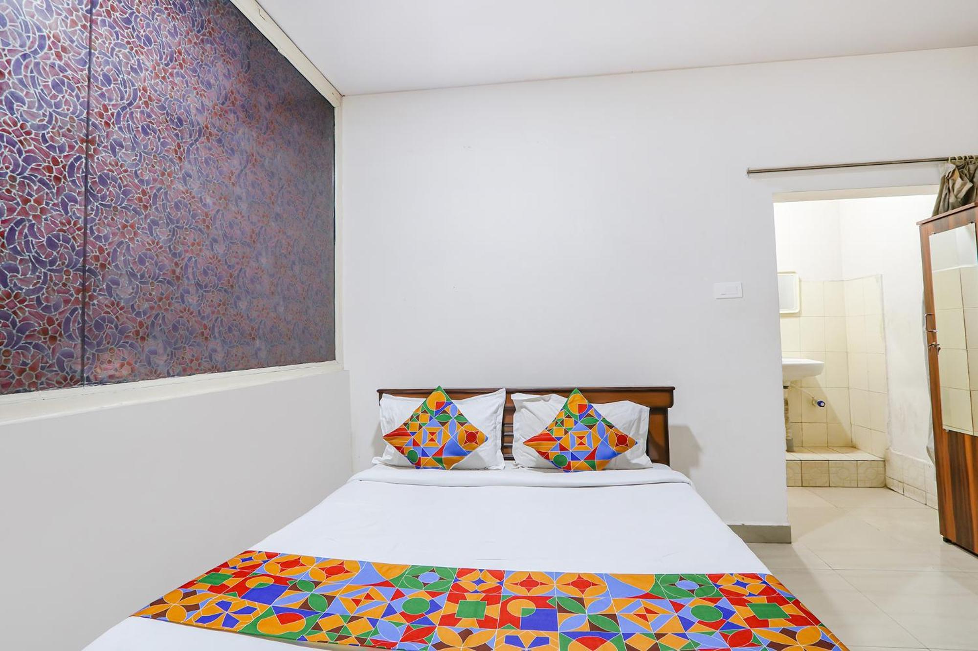 Fabexpress Korner Inn - Sivaji Park Visakhapatnam Zewnętrze zdjęcie